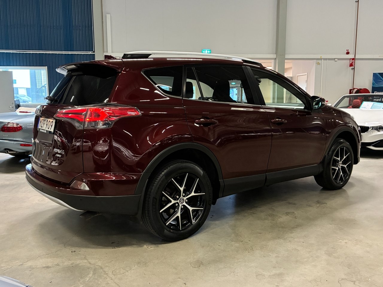 Toyota RAV4 2016, bild 3/24