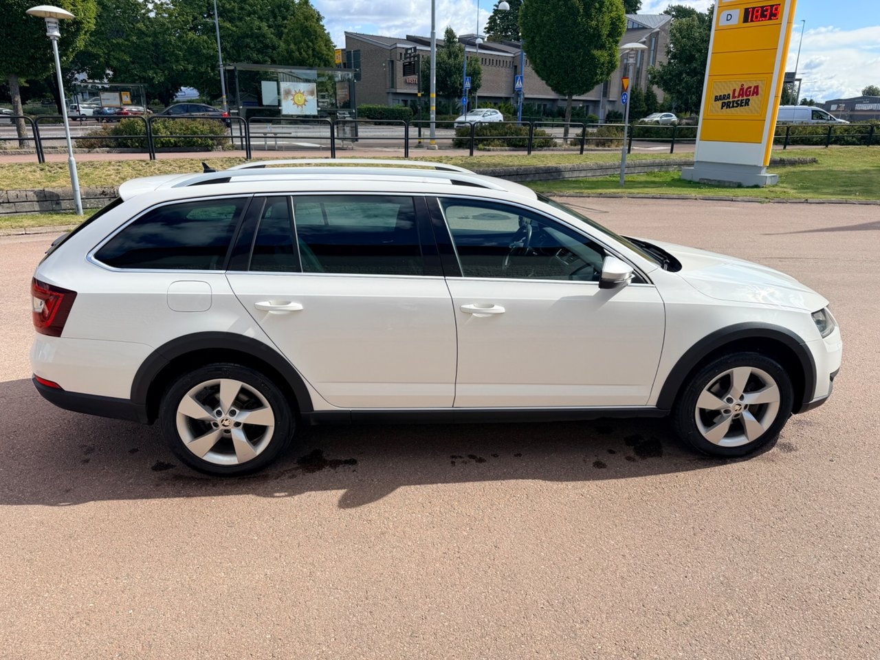 Skoda Octavia 2019, bild 6/22