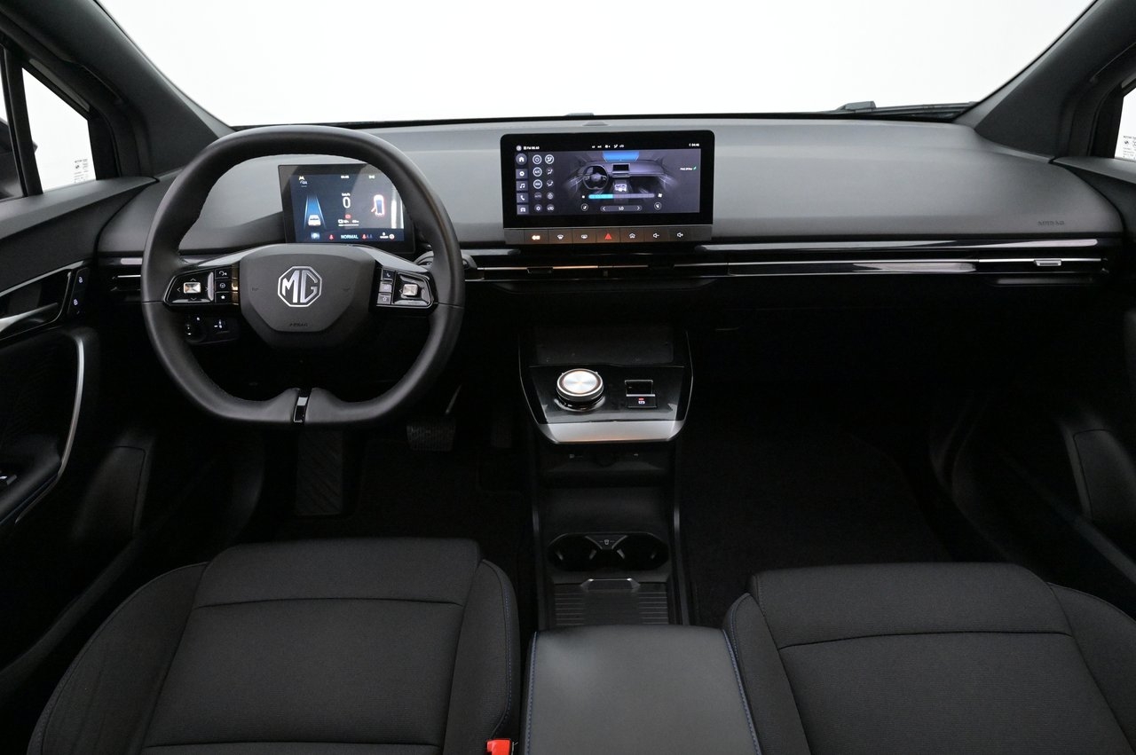 MG MG4 Standard Range 51 kWh pilot 2023, bild 6/10