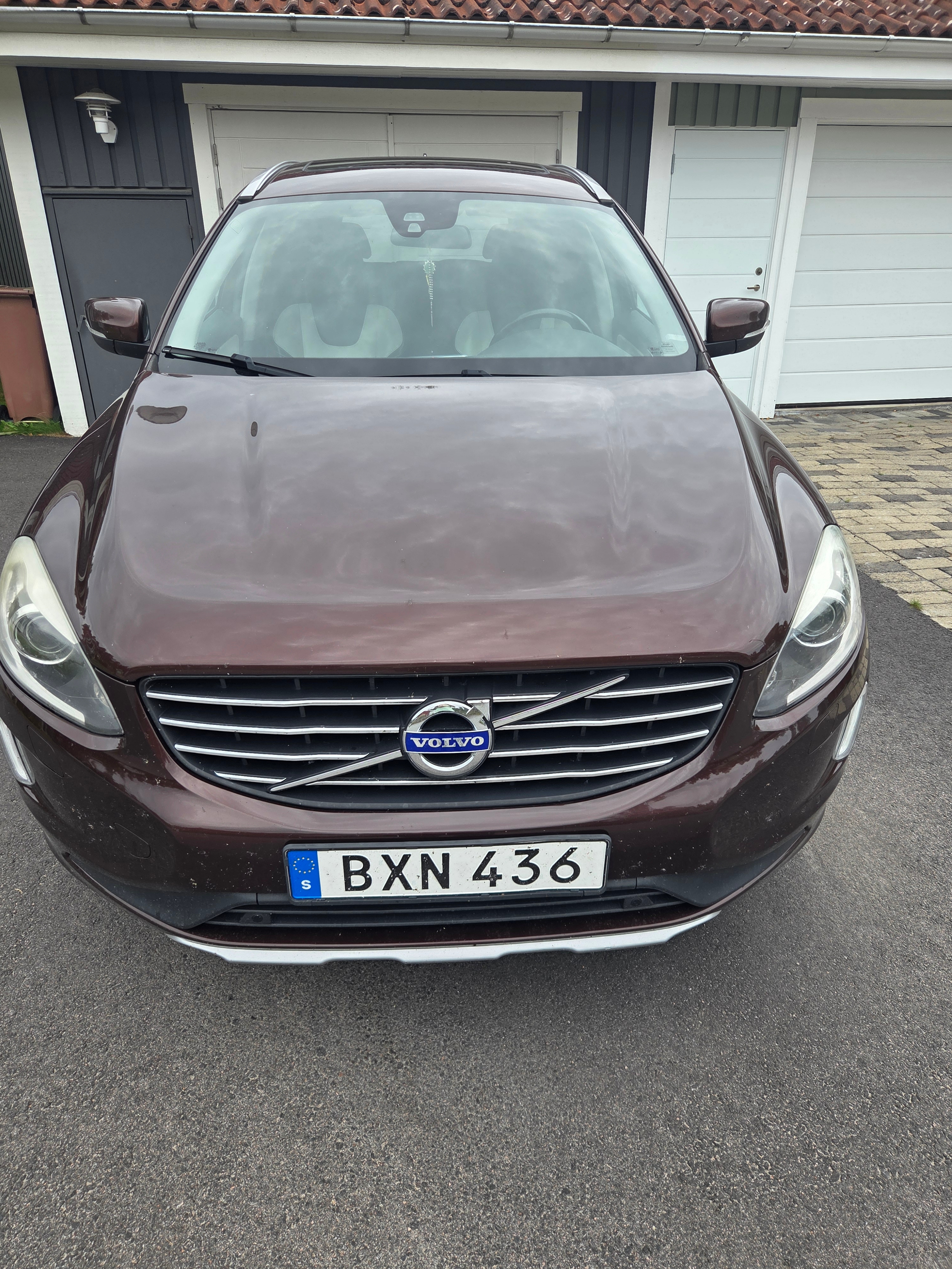 Volvo XC60 D4 Manuell 2014, bild 2/3