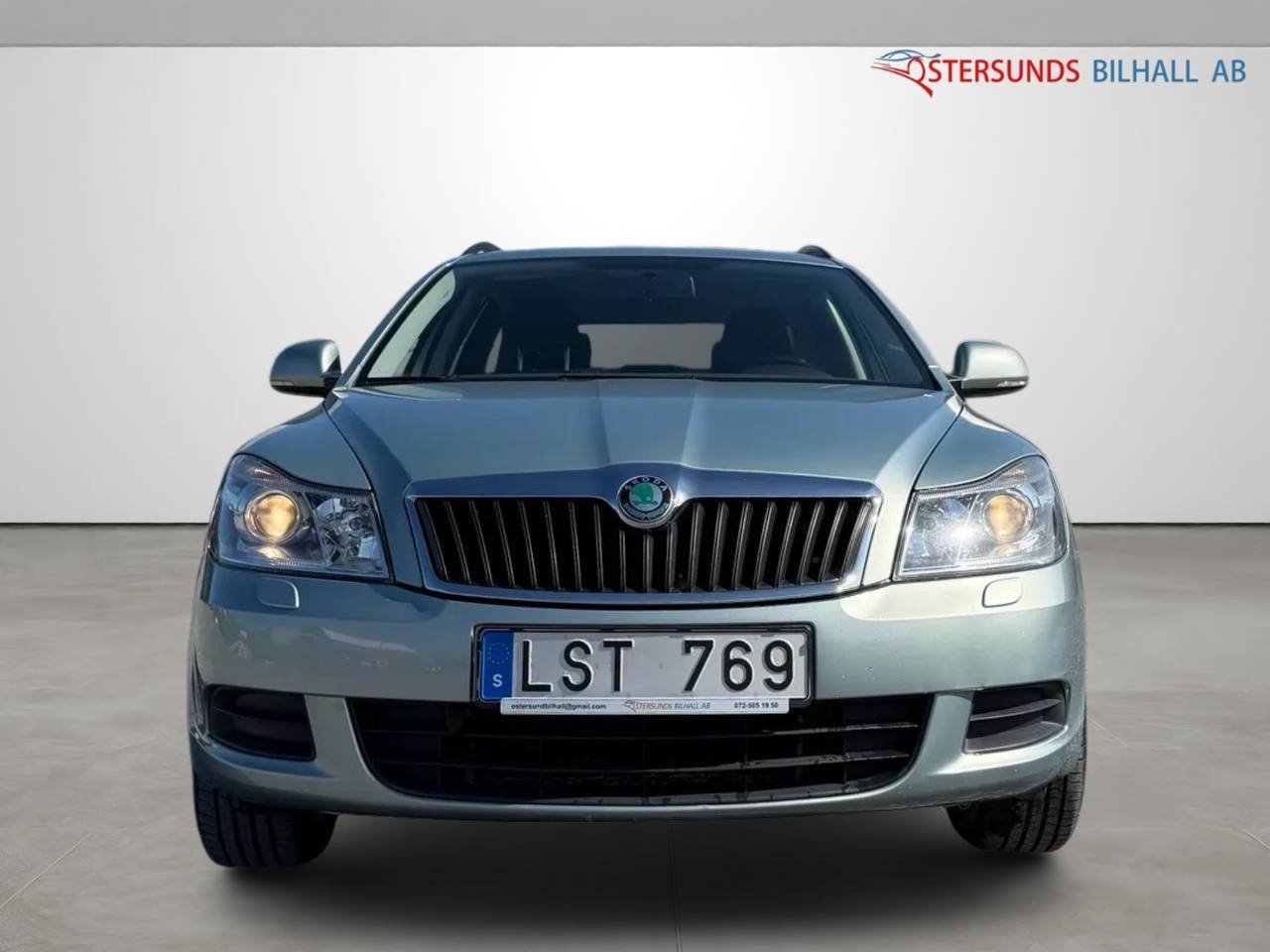 Skoda Octavia 2012, bild 2/10