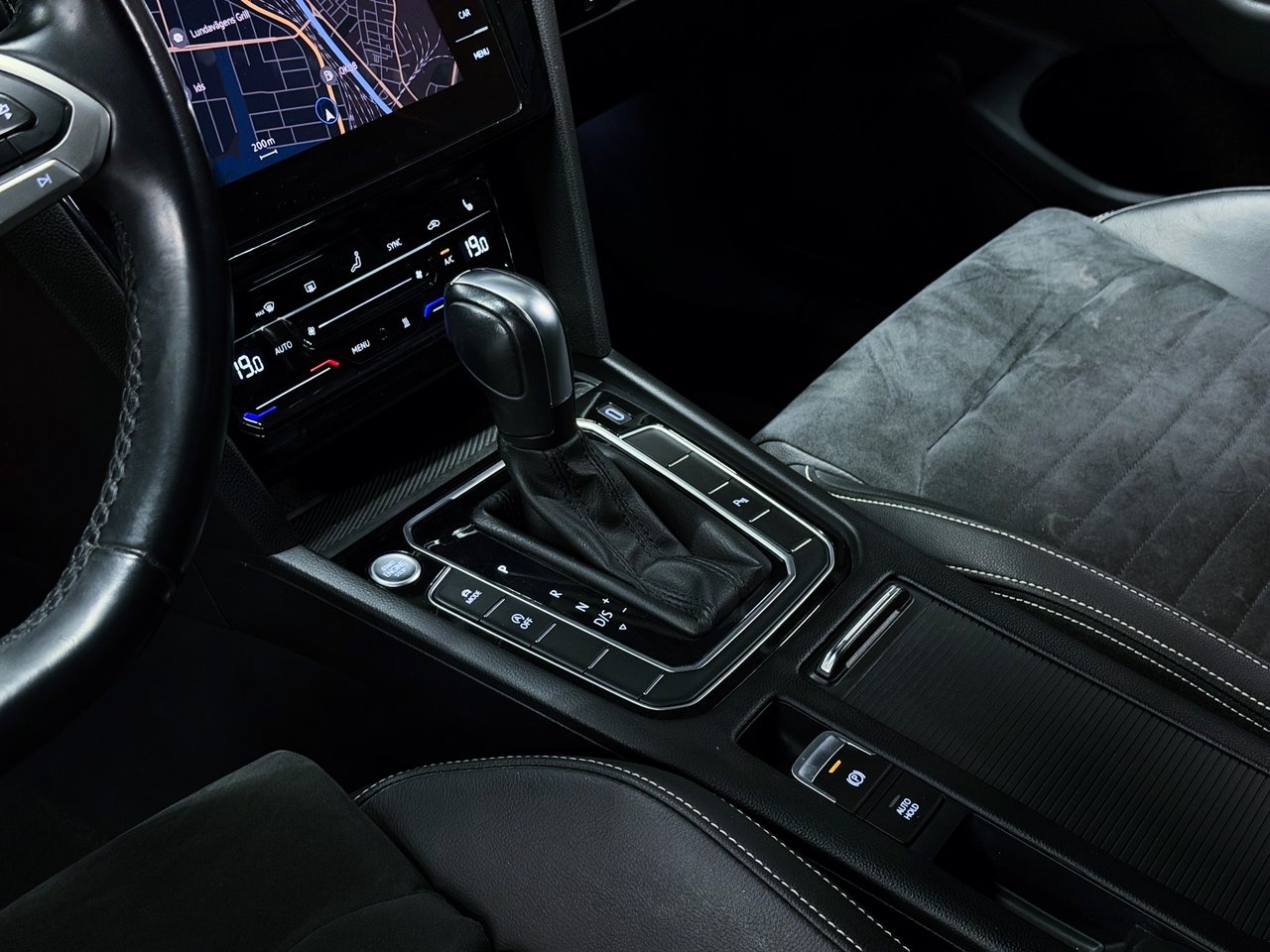 Volkswagen Passat 2021, bild 7/10