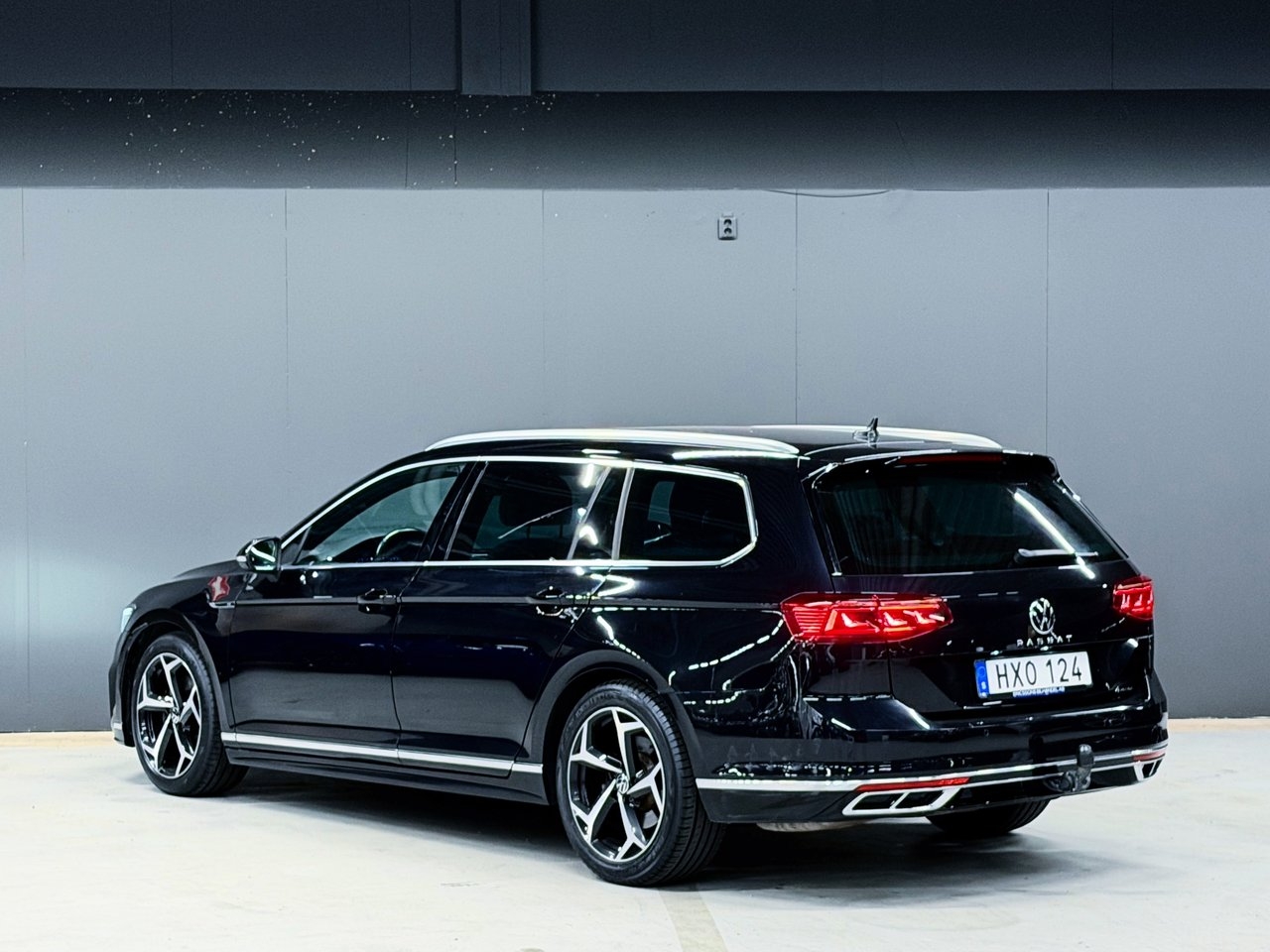 Volkswagen Passat 2021, bild 2/10