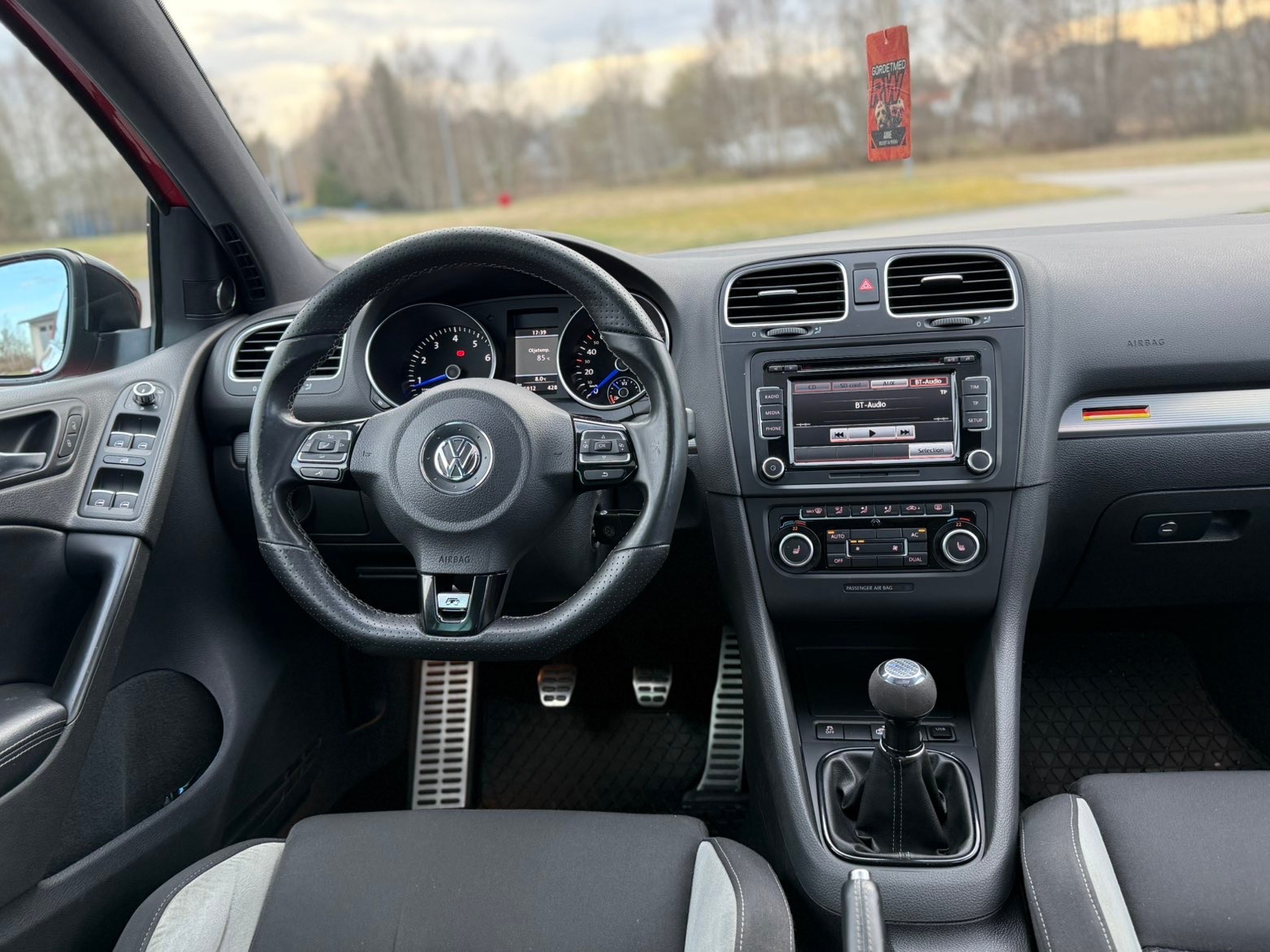 Volkswagen Golf VI R 2.0 TSI Manuell 2012, bild 7/10