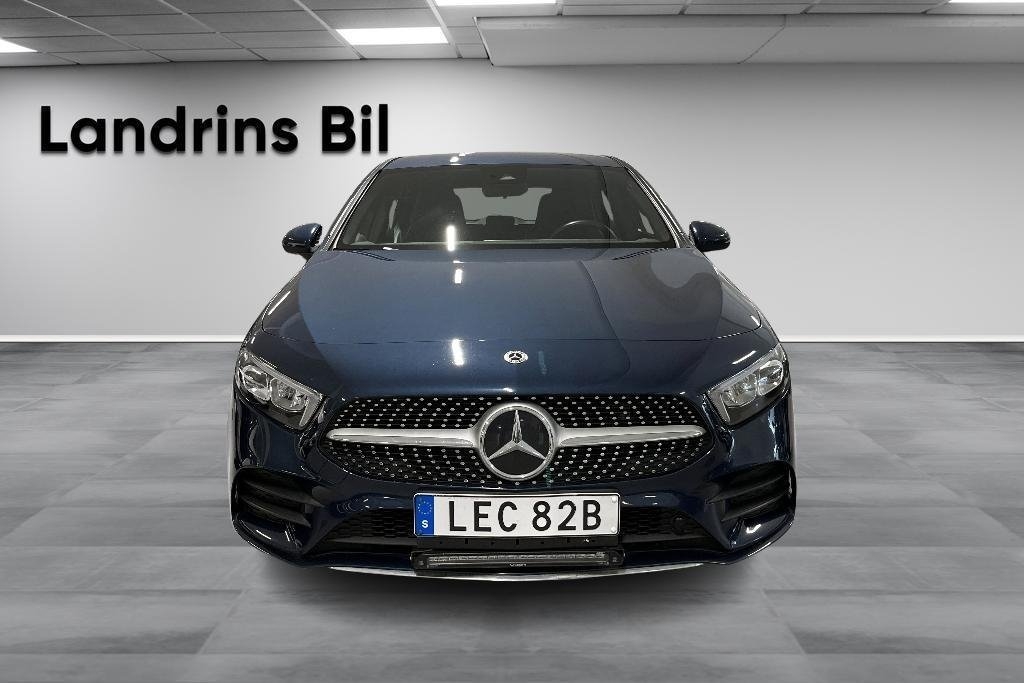 Mercedes-Benz A 180 Automat AMG-Line 2021, bild 2/10