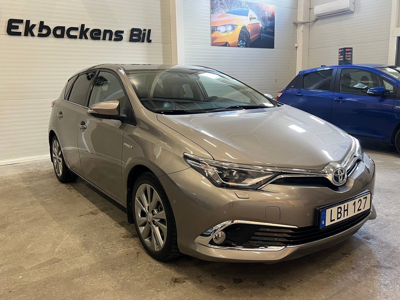 Toyota Auris 2015, bild 2/10