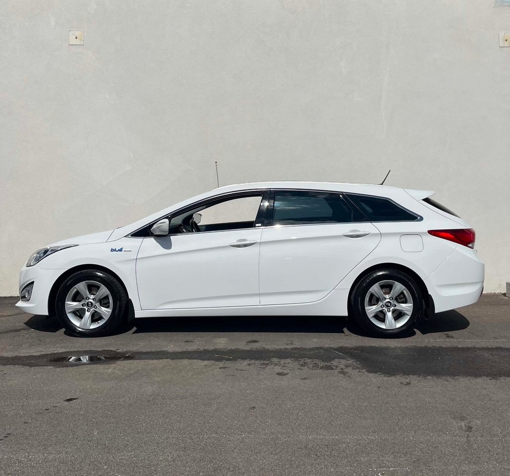Hyundai i40 cw 1.7 CRDi Select Euro 5 2014, bild 3/10