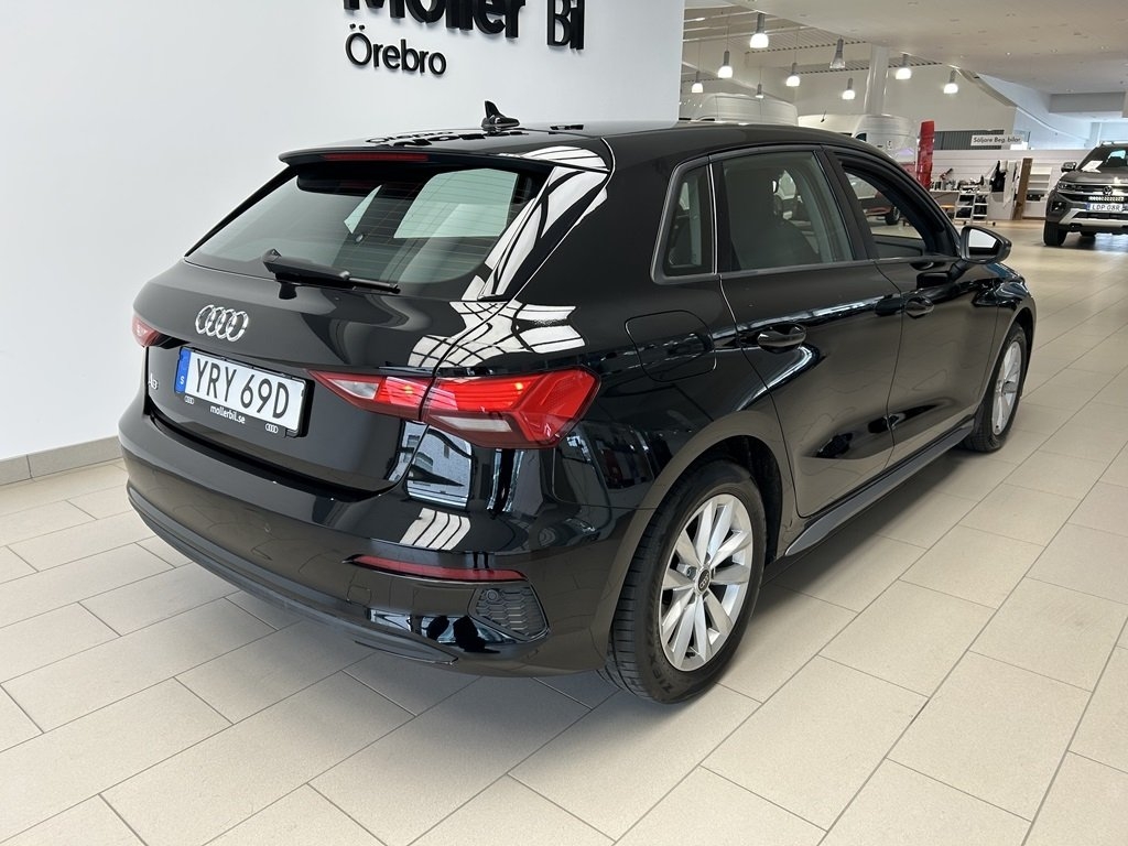 Audi A3 Sportback 35 TFSI 150hk PROLINE 2023, bild 5/22