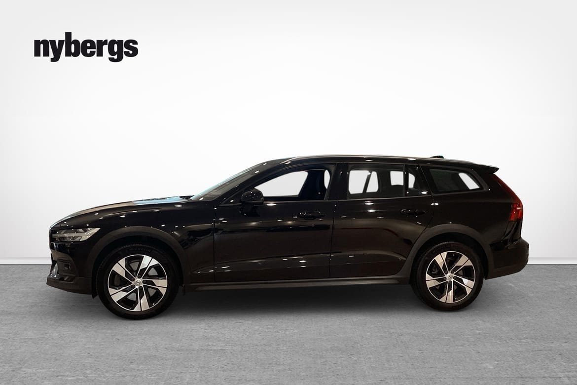 Volvo V60 Cross Country D4 AWD Edition 2020, kuva 2/10