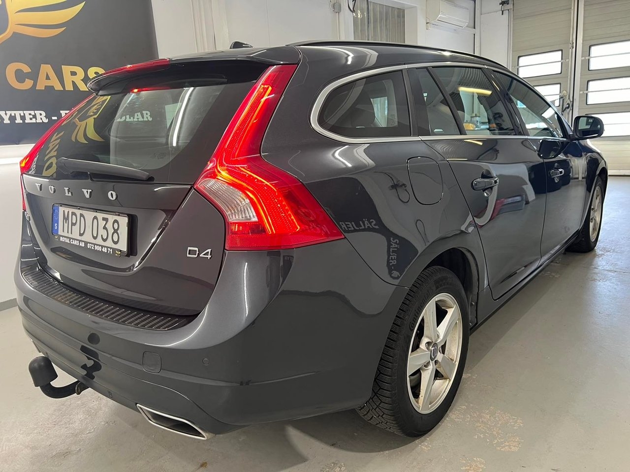 Volvo V60 D4 MOMENTUM GPS P-SENSOR 2015, bild 3/10