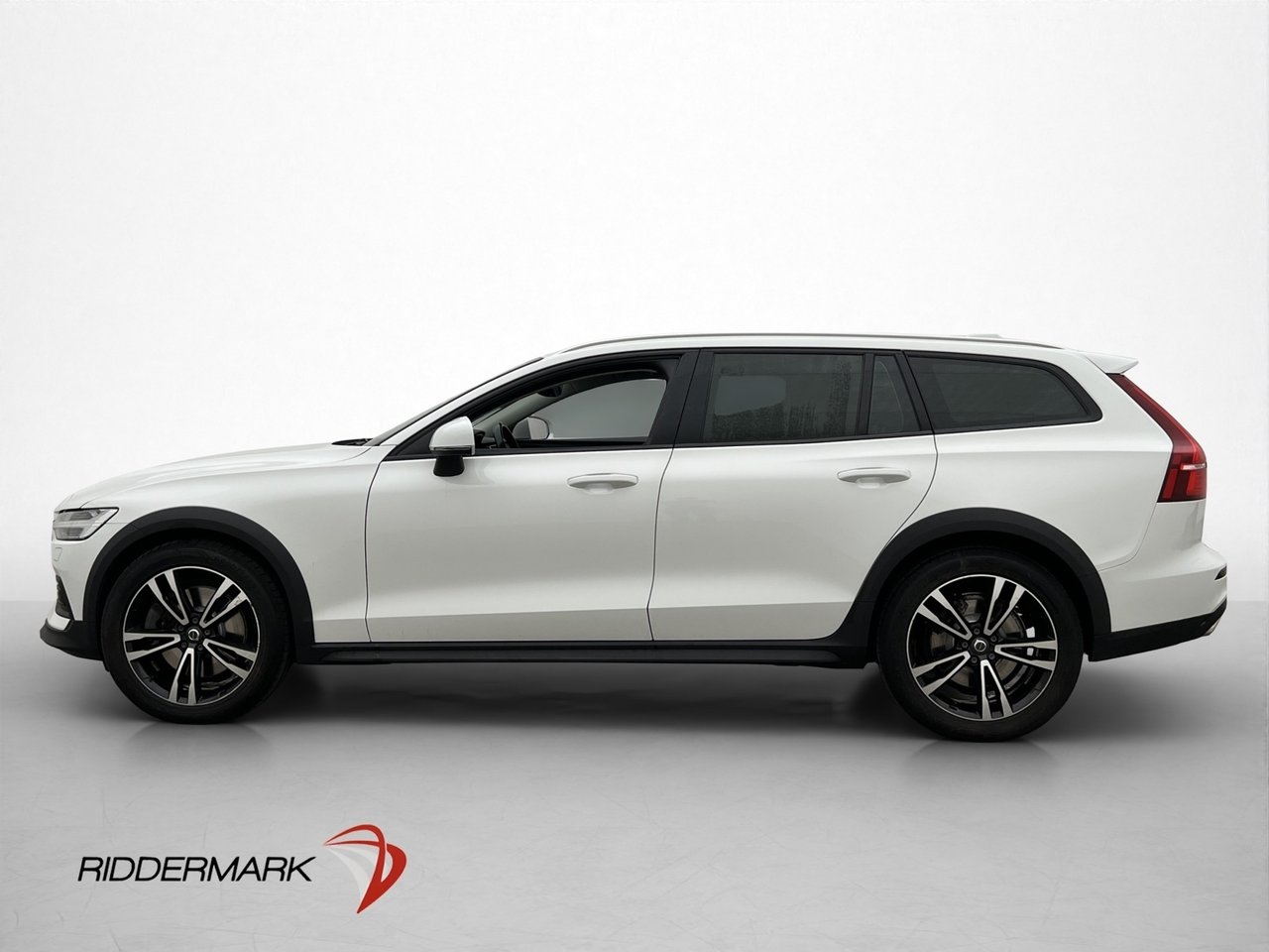 Volvo V60 Cross Country D4 190hk AWD 2020, bild 4/31