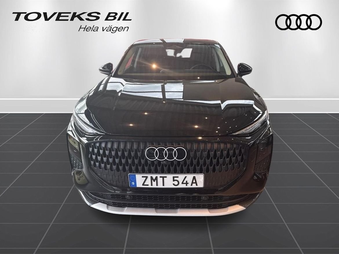 Audi Q3 E-HYBRID 200 KW S TRONIC 2026, bild 2/10