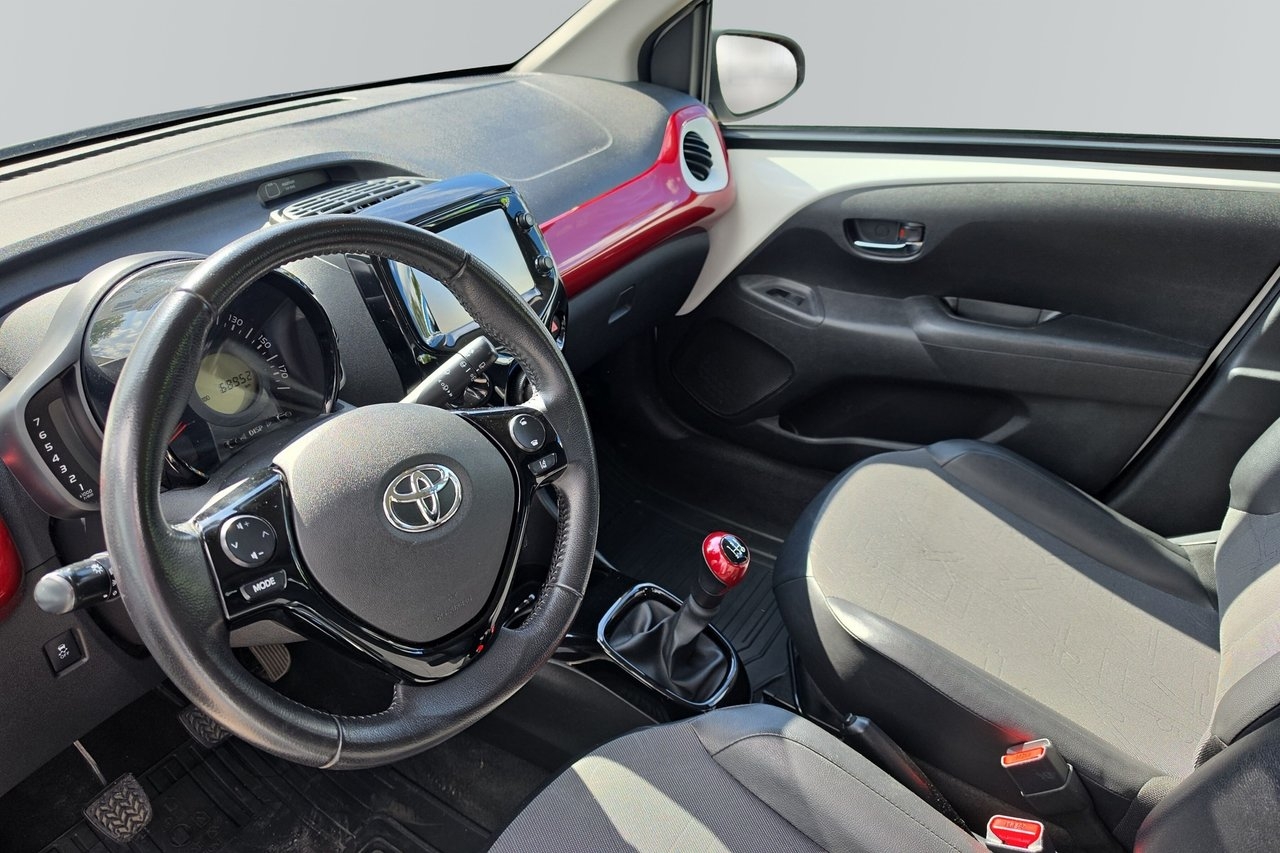 Toyota Aygo 2017, bild 7/10