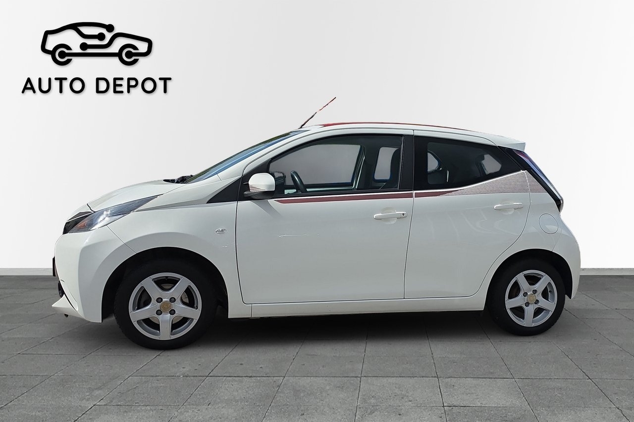 Toyota Aygo 2017, bild 2/10
