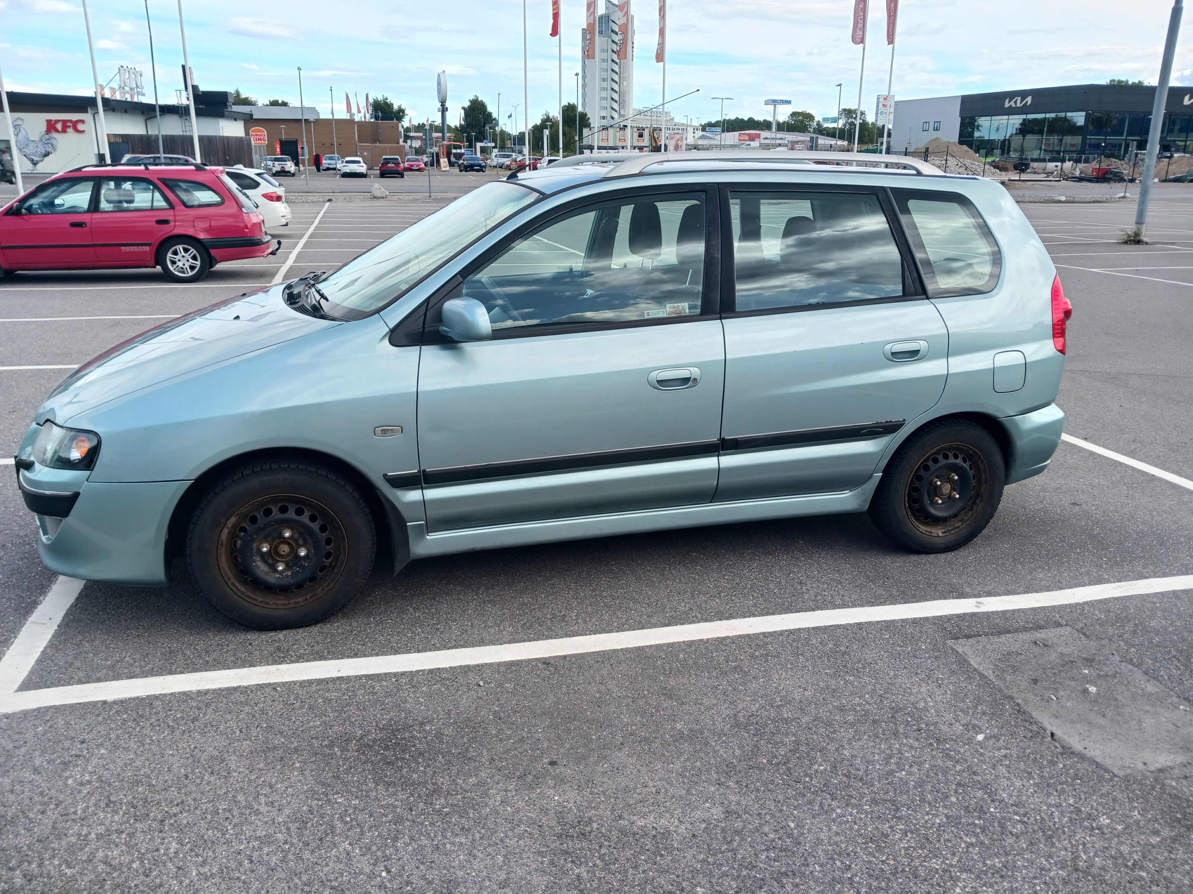 Mitsubishi Space Star 1.6 Manuell 2004, kuva 2/4