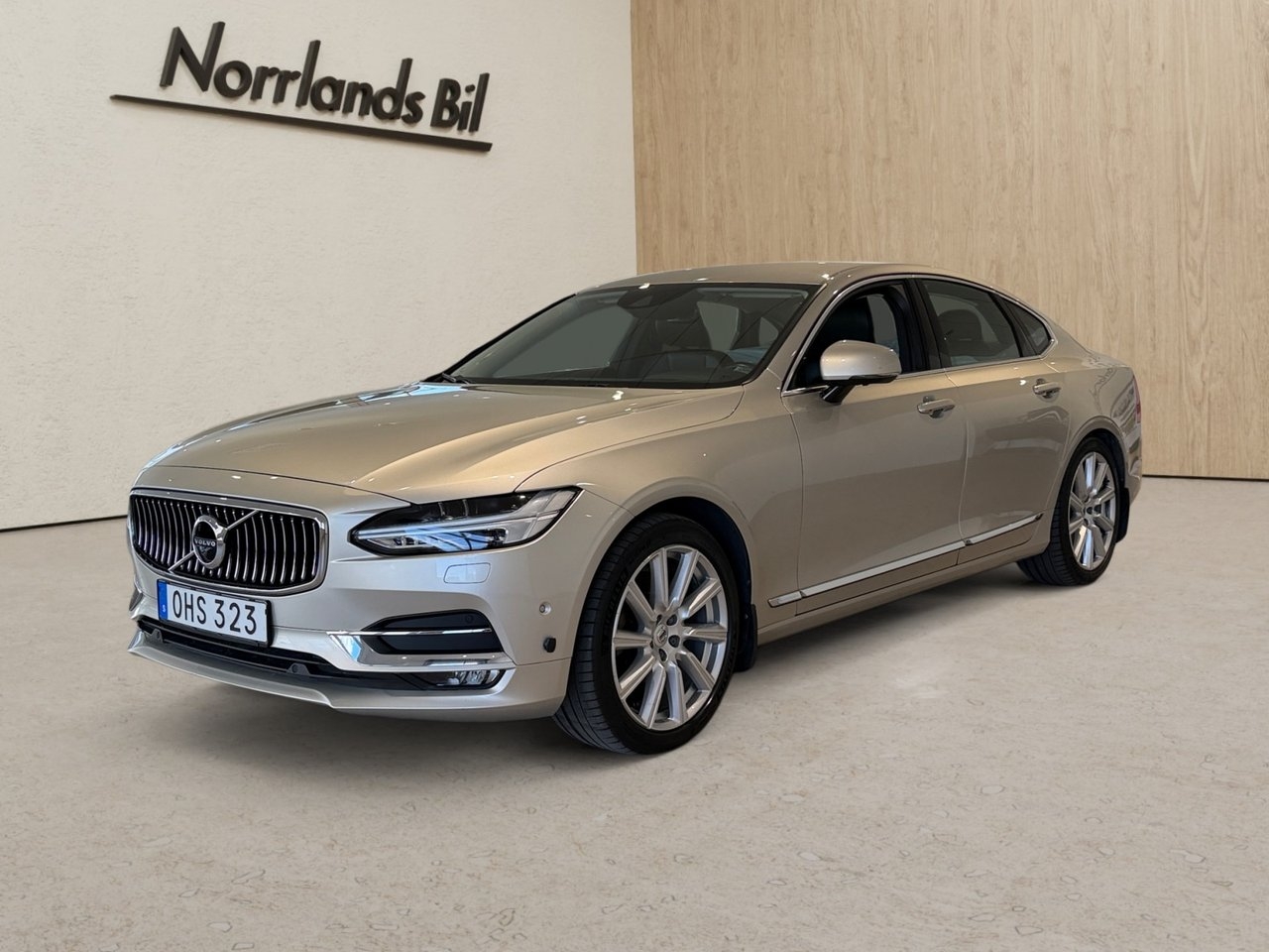 Volvo S90