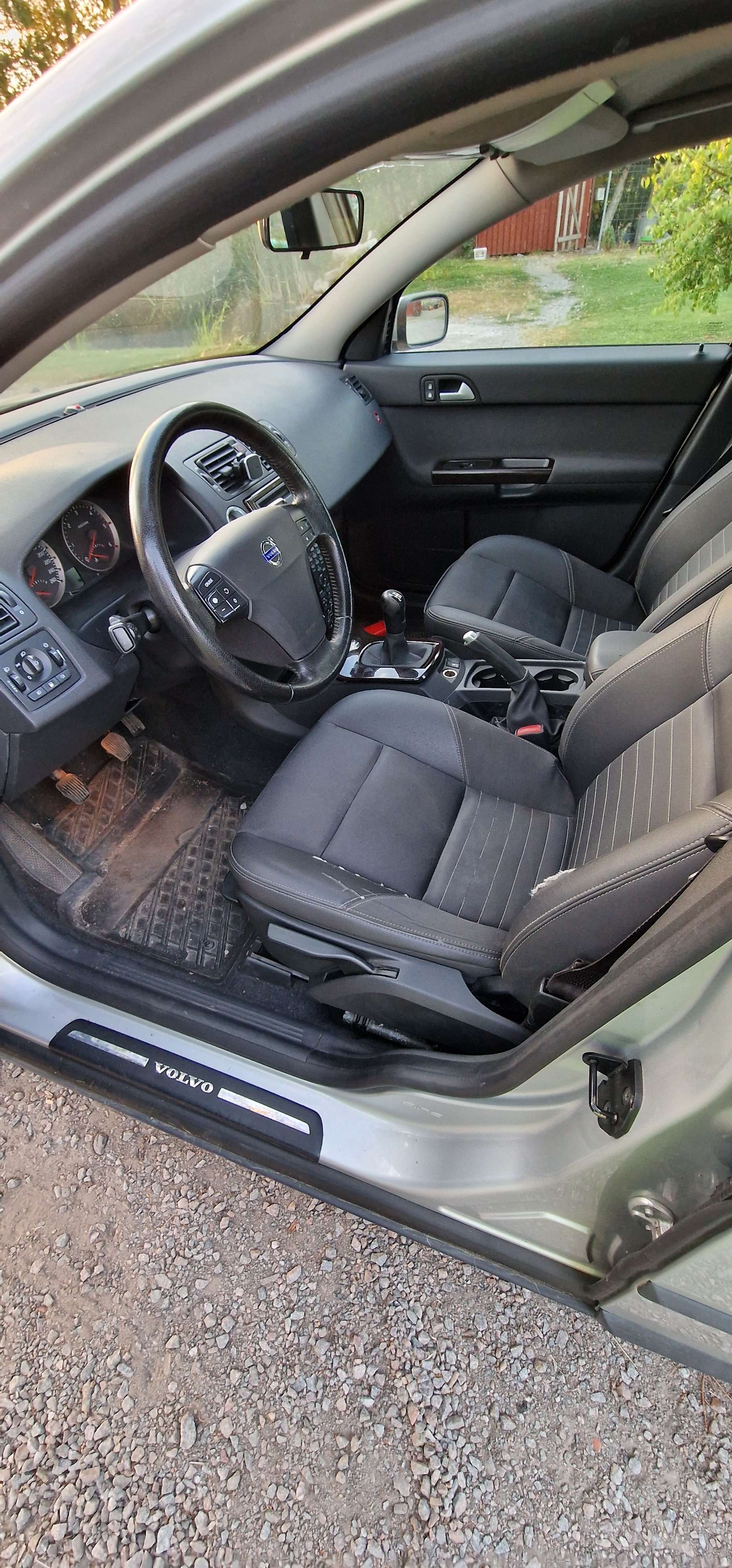 Volvo S40 2.0 D Manuell 2006, bild 6/8