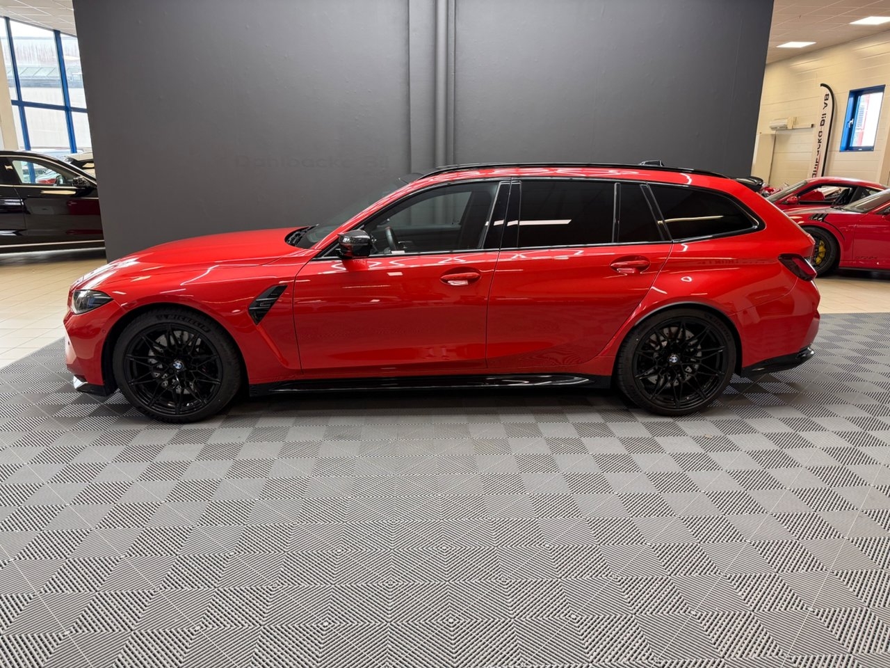 BMW M3 Competition Touring xDrive 530hk 2025, bild 3/10
