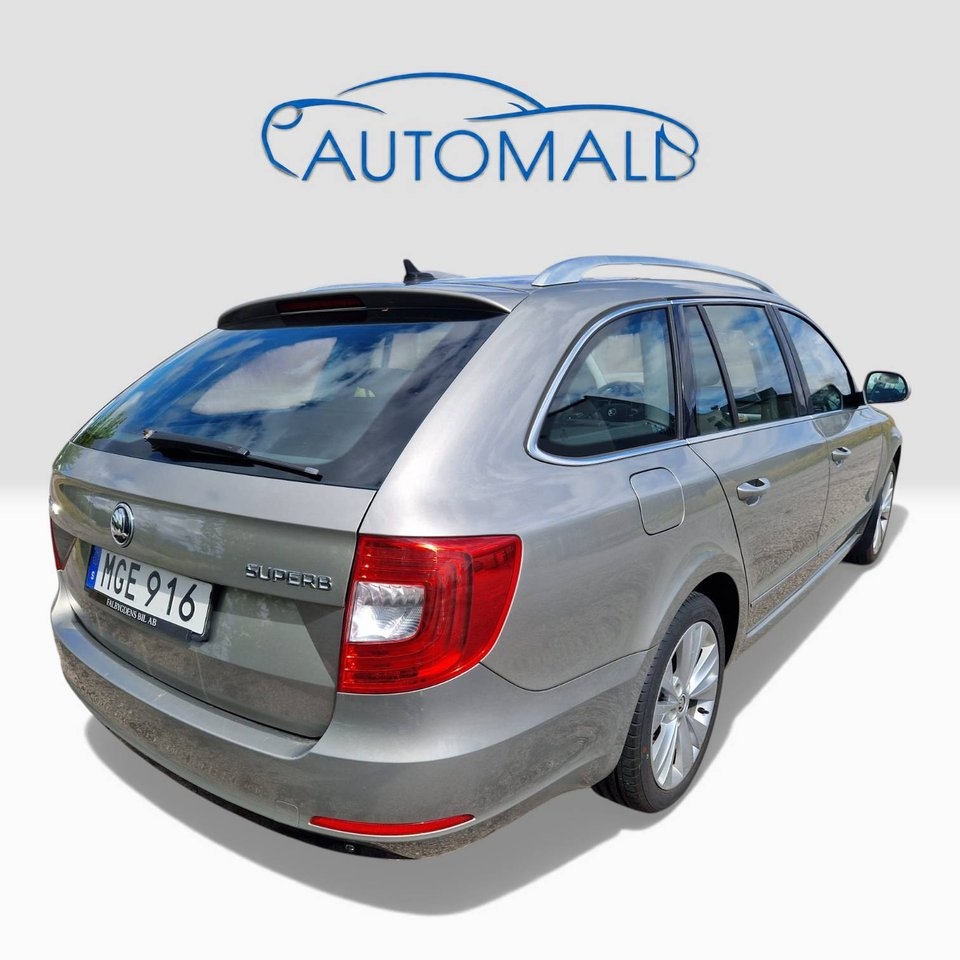 Skoda Superb 2016, photo 6/12