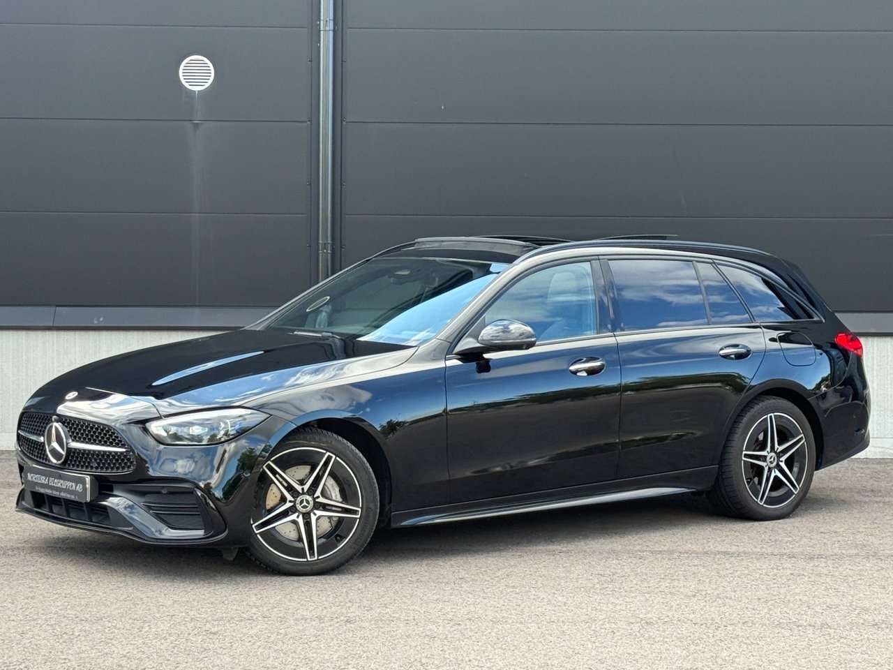 Mercedes-Benz C 300 T e AMG 2022, bild 2/10
