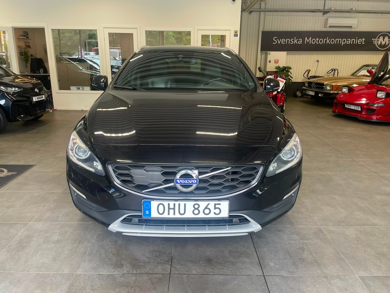Volvo V60 Cross Country 2017, photo 2/10