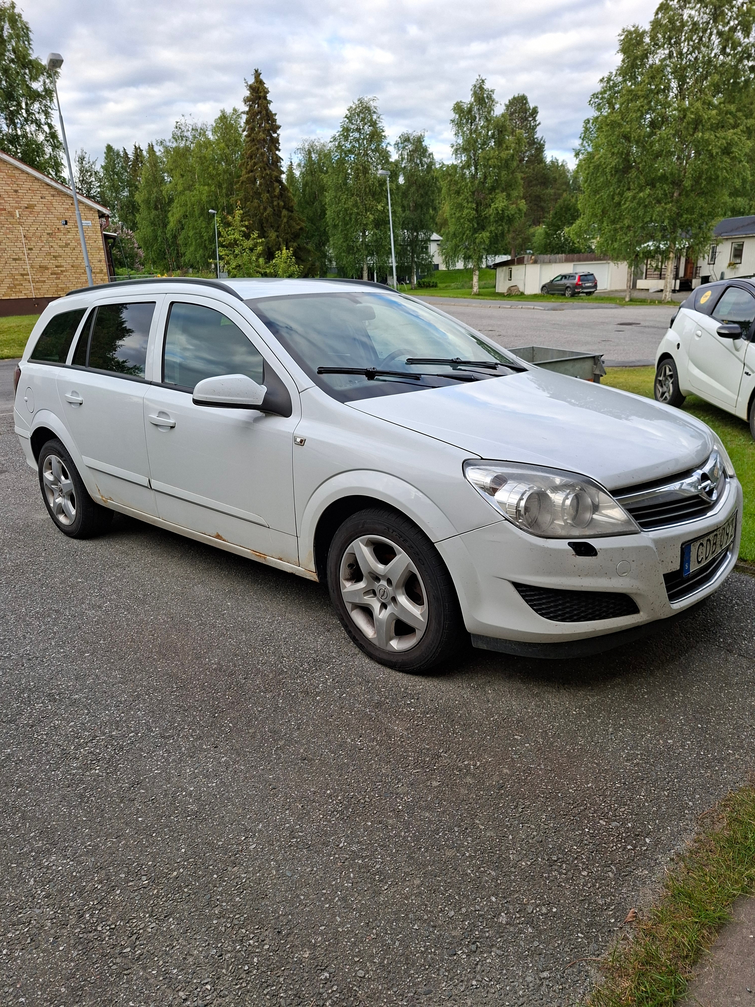 Opel Astra 2008, bild 3/3