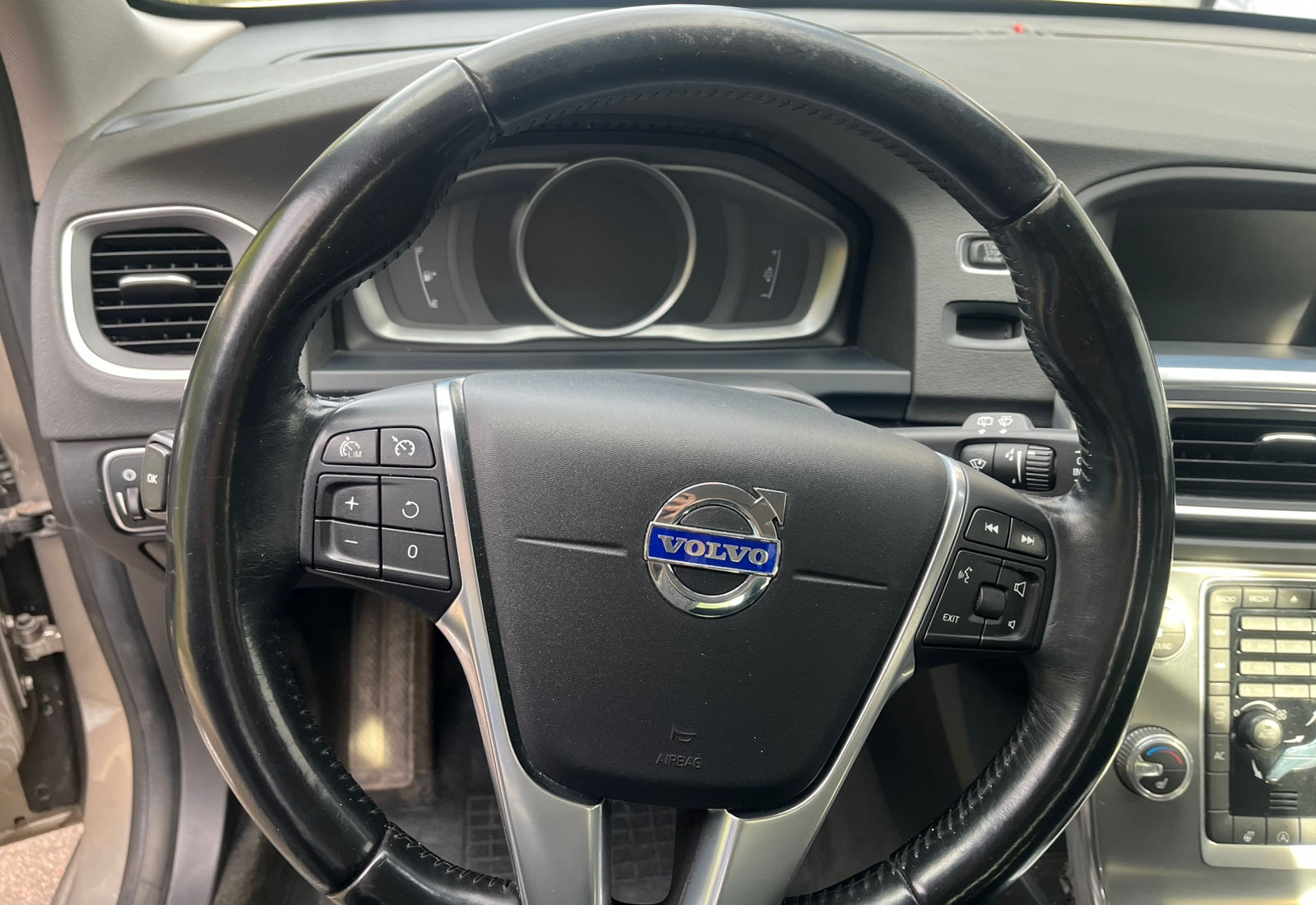 Volvo V60 D4 Manuell 2015, bild 5/10