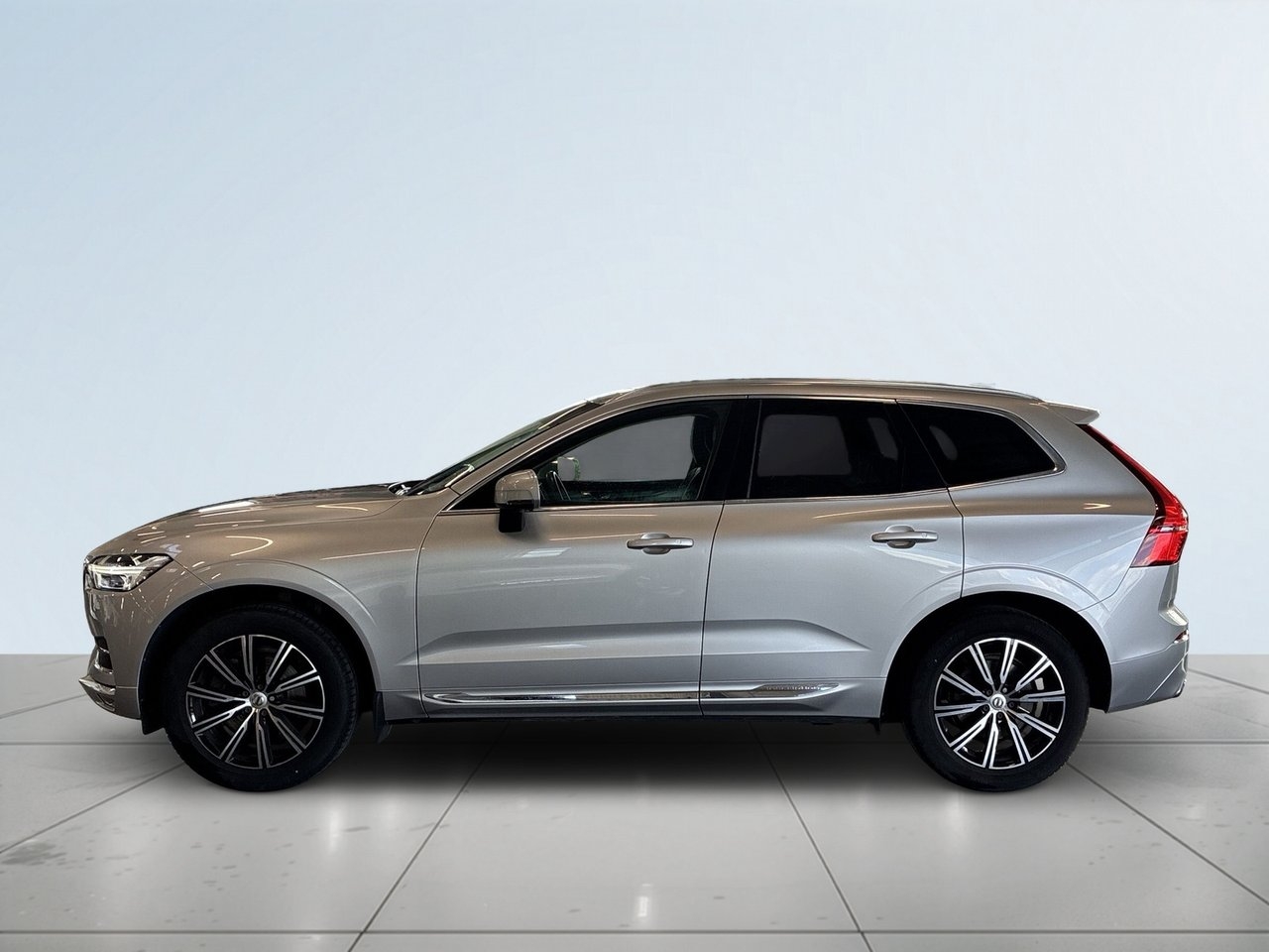 Volvo XC60 2019, kuva 4/26