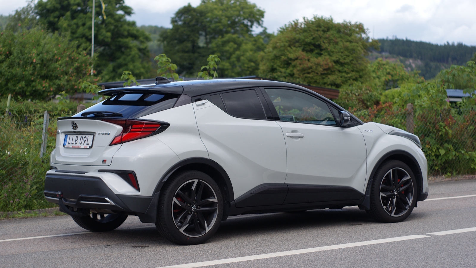 Toyota C-HR Hybrid CVT 2021, bild 7/8