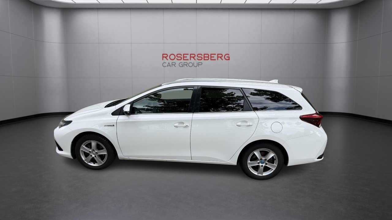 Toyota Auris 2019, bild 2/10