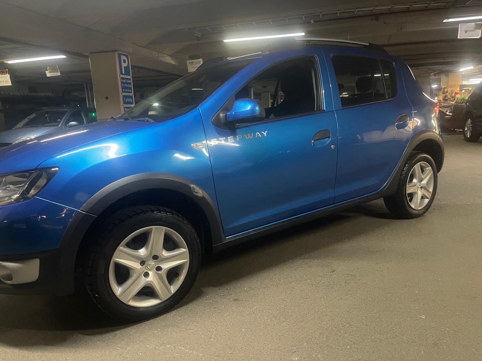 Dacia Sandero Stepway 0.9 TCe Easy-R 2017, photo 2/9