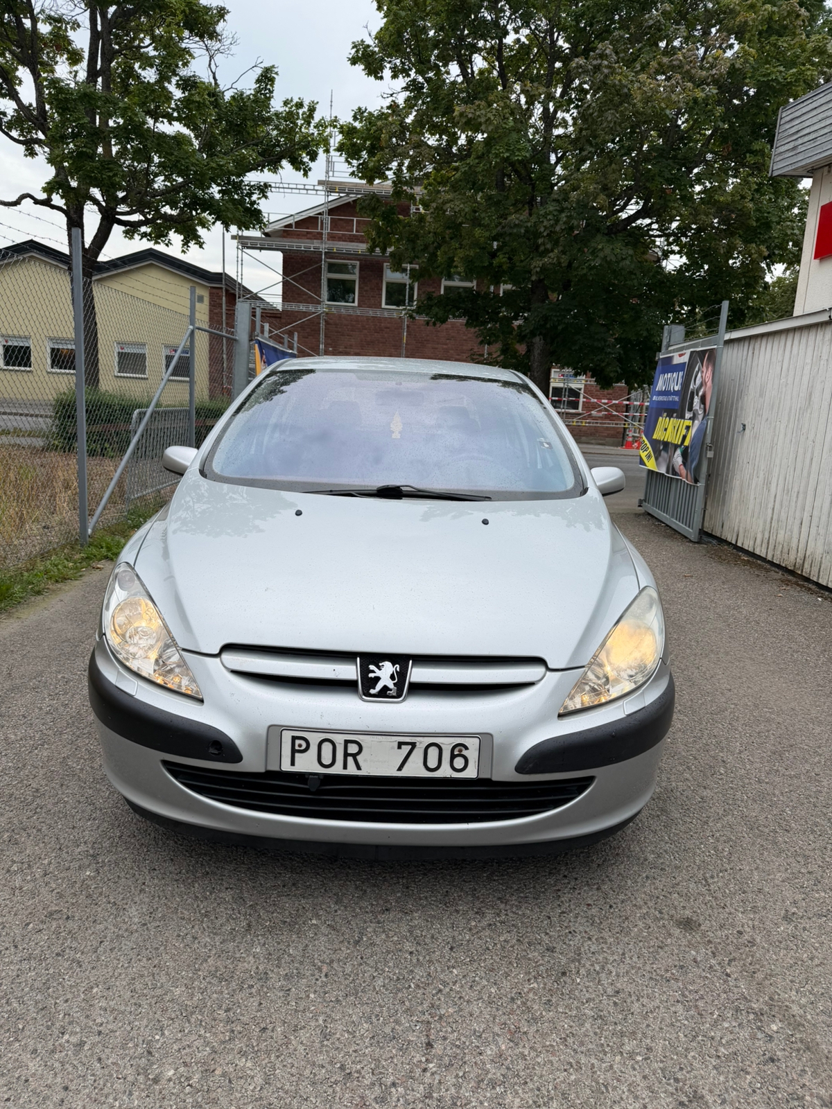 Peugeot 307 5-dörrar 2.0 Automatisk 2003, bild 2/9