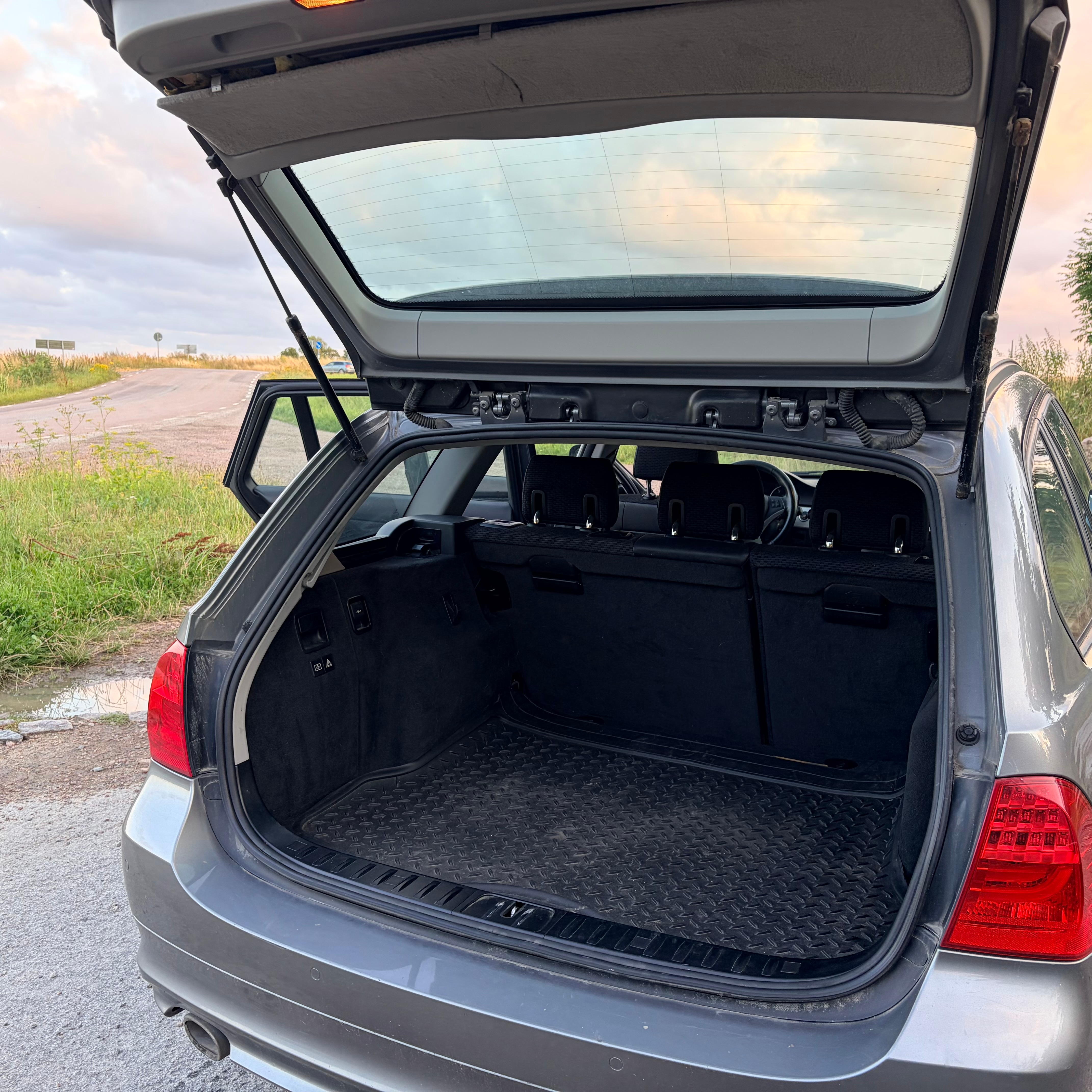 BMW 320 d 3 Touring 2011, kuva 7/10