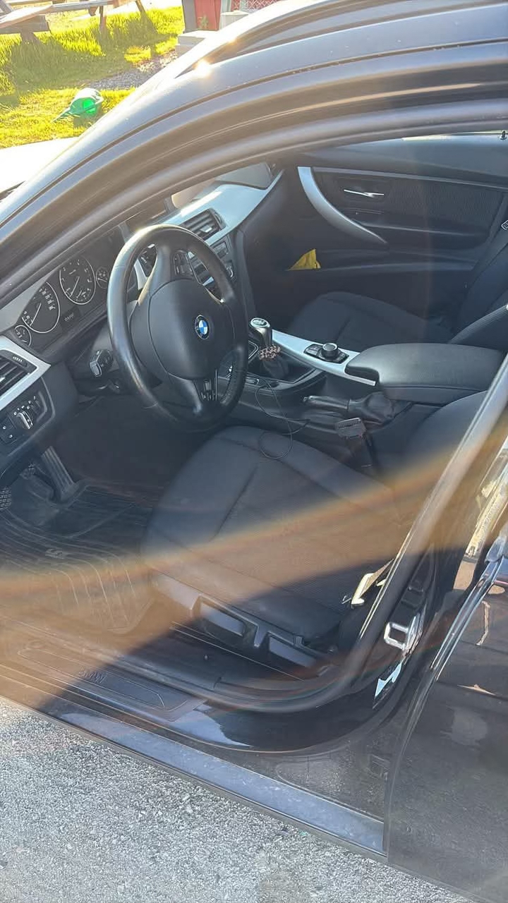 BMW 318 d Touring Manuell 2013, bild 6/7