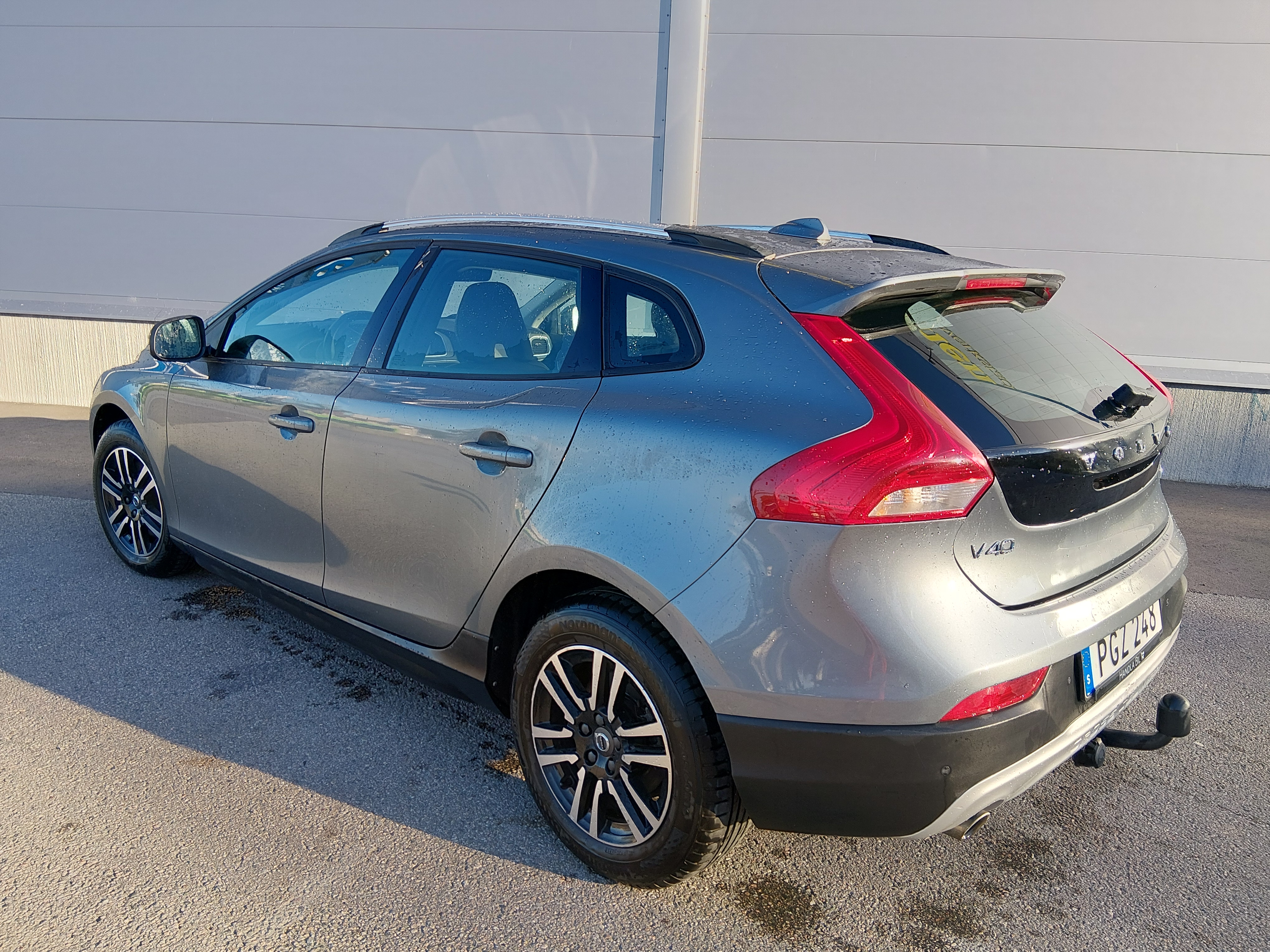 Volvo V40 Cross Country D3 Manuell 2017, kuva 3/7