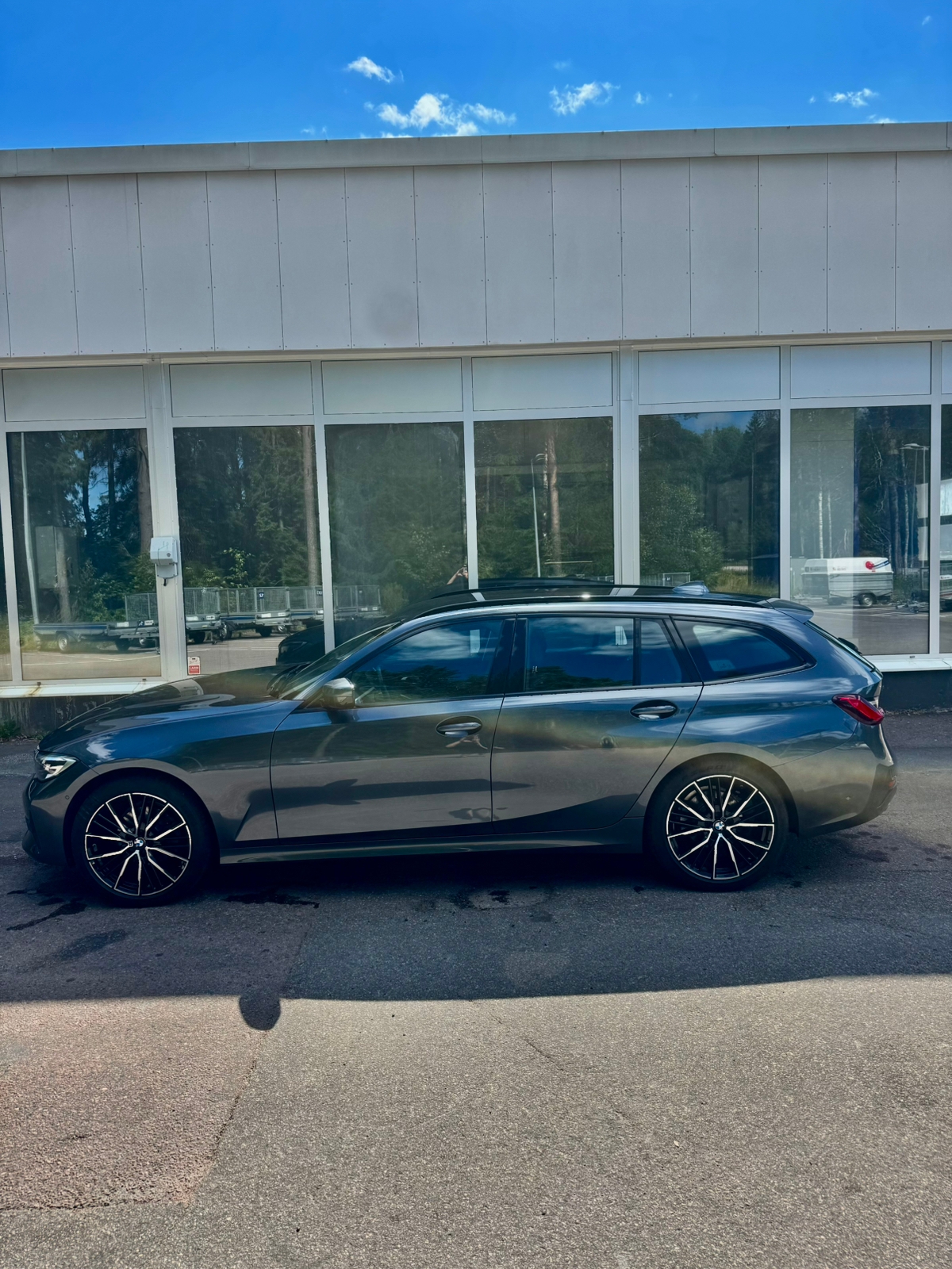 BMW 320 2020, kuva 5/10