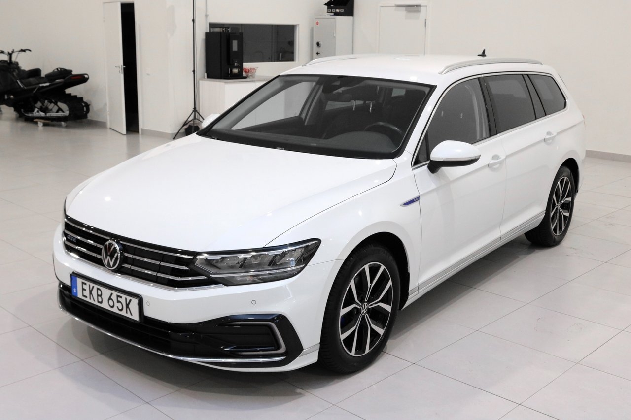 Volkswagen Passat 2022, bild 6/10