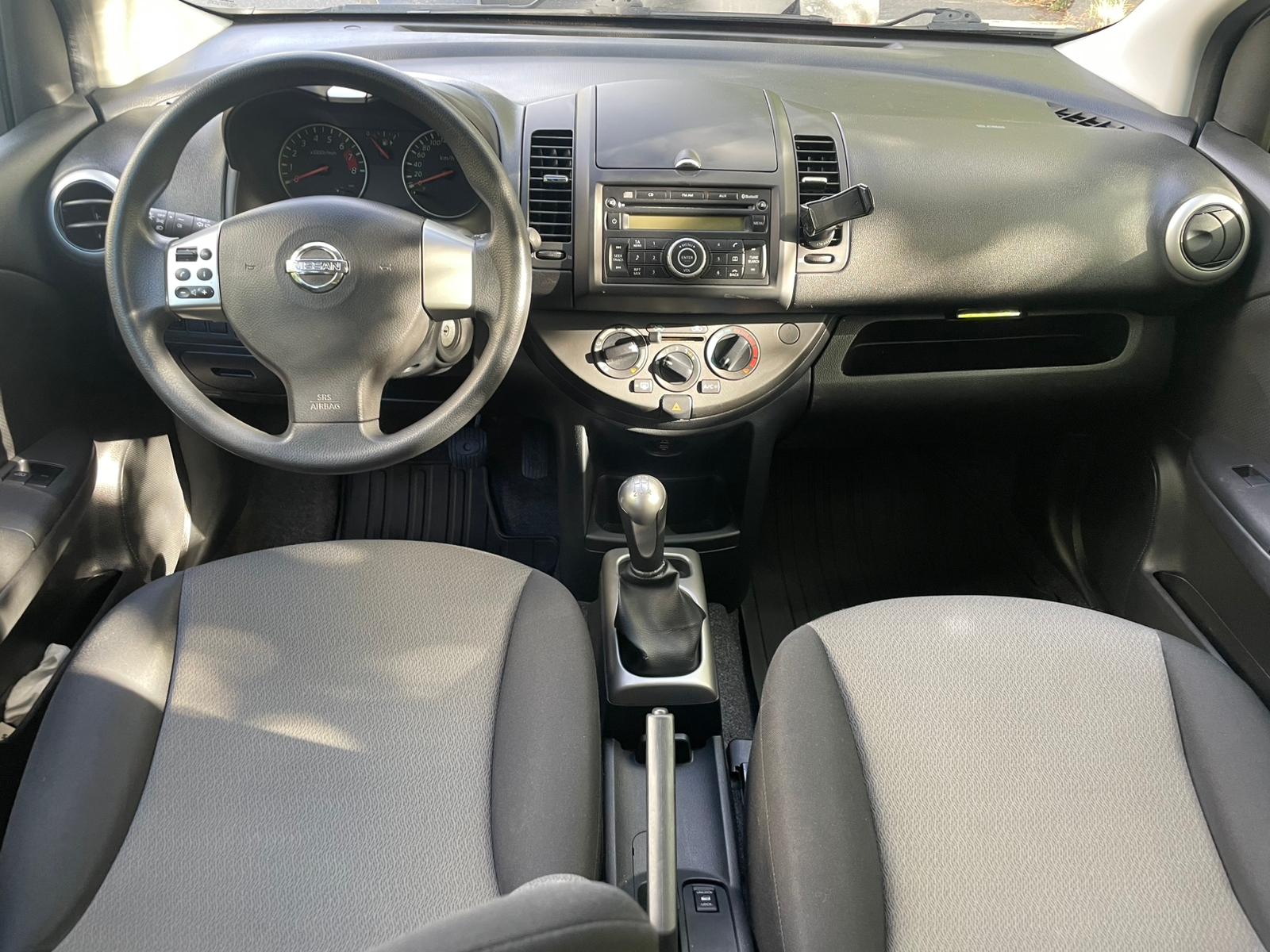 Nissan Note 1.4 Manuell 2012, bild 5/6