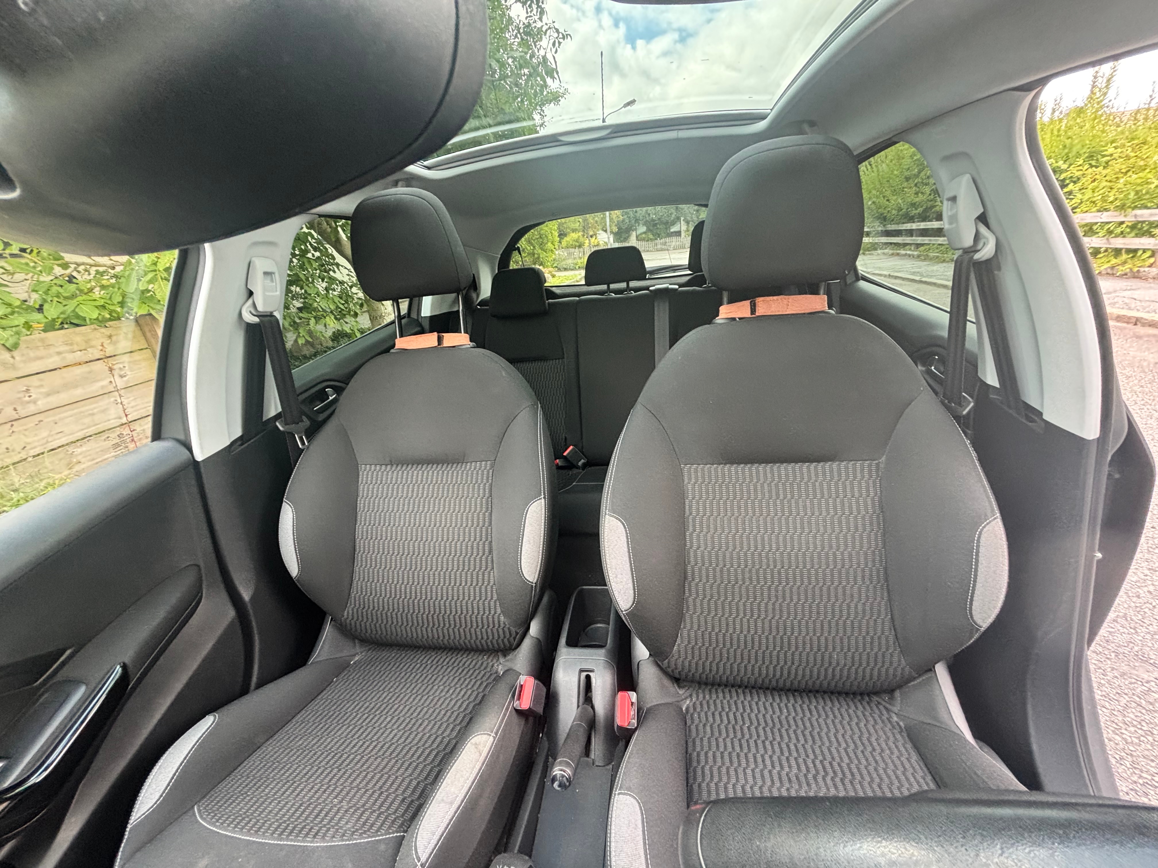 Peugeot 208 2015, bild 7/10