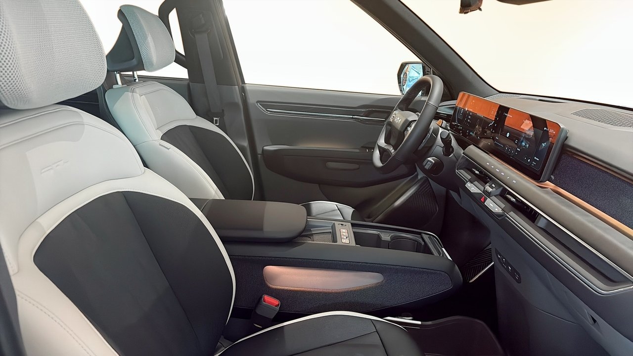 Kia EV9 GT LINE AWD LONG RANGE 7 SITS 2026, bild 3/10