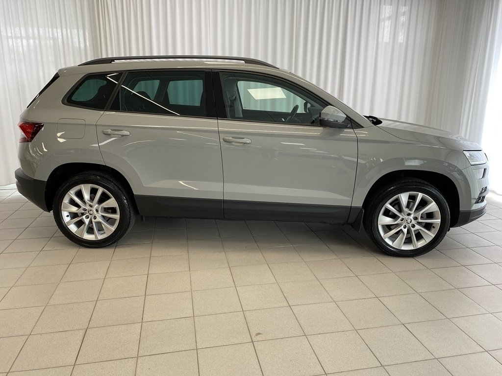 Skoda Karoq 1,0 TSI 115 DSG STYLE 2019, bild 2/9