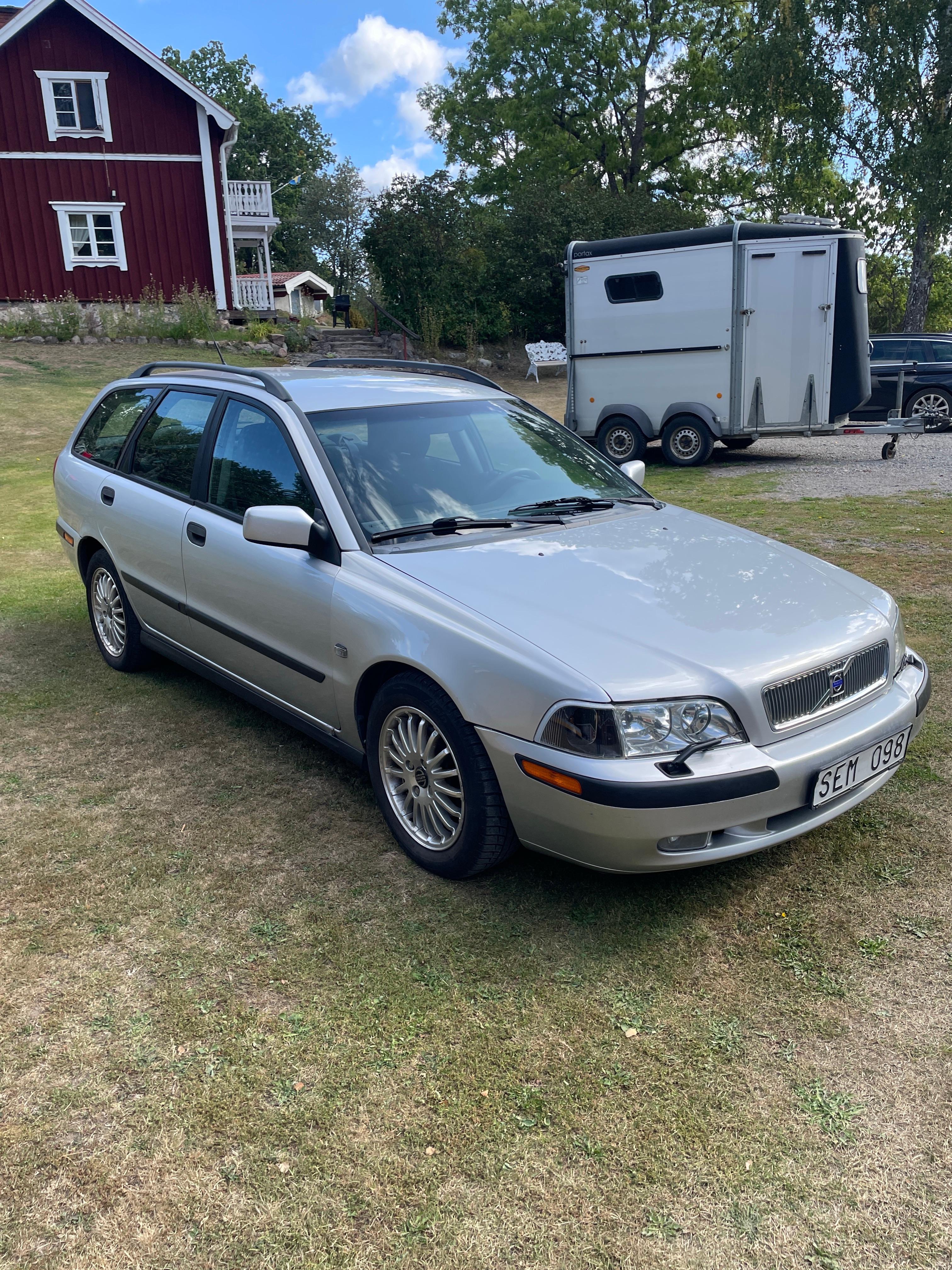 Volvo V40