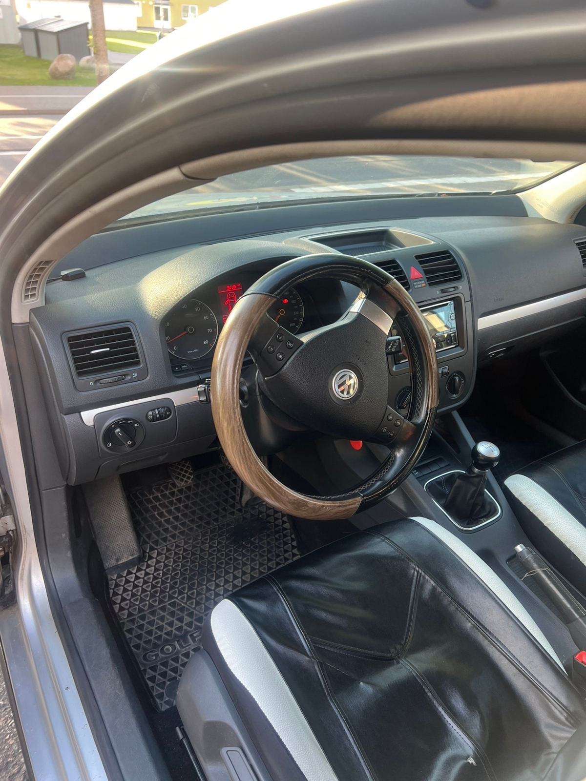 Volkswagen Golf 2008, bild 7/8