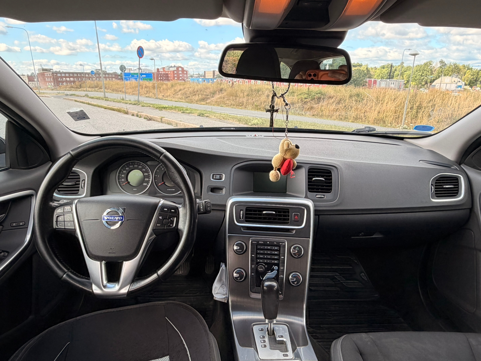 Volvo V60 D3 Geartronic 2011, kuva 8/8