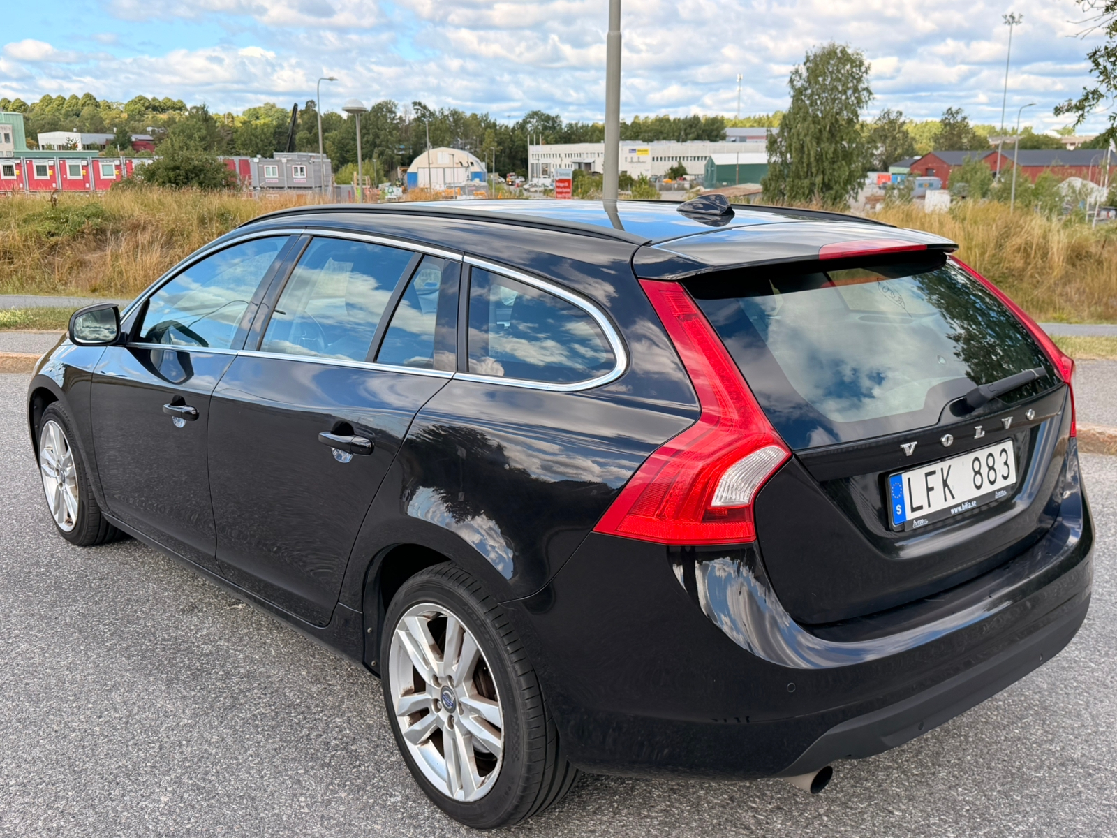 Volvo V60 D3 Geartronic 2011, kuva 7/8