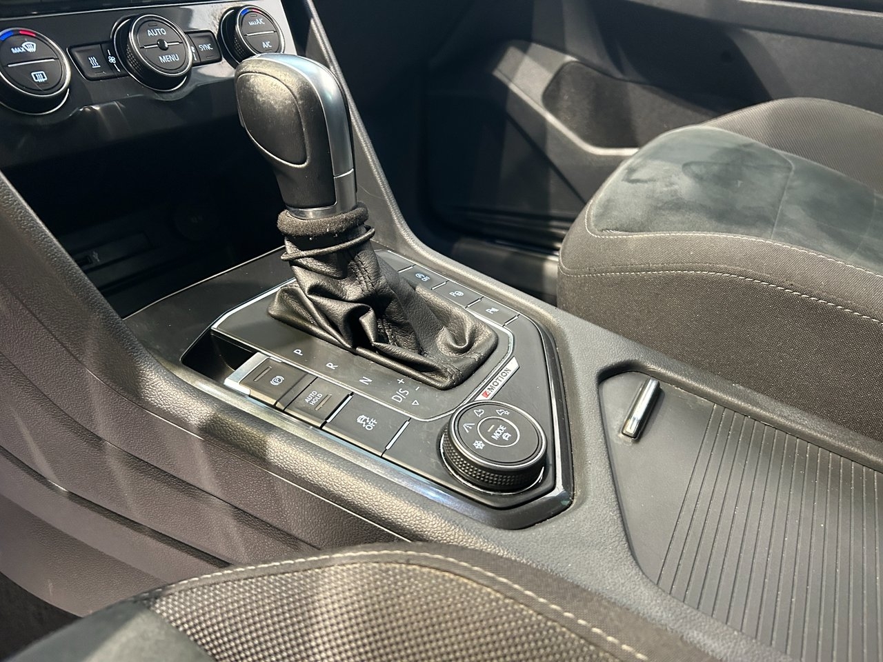 Volkswagen Tiguan 2.0 TDI 4Motion GT 2017, bild 7/10