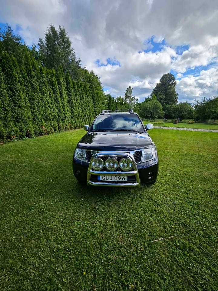 Nissan Navara 2015, bild 4/10