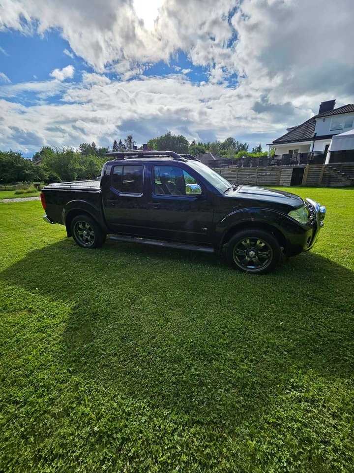 Nissan Navara 2015, bild 3/10