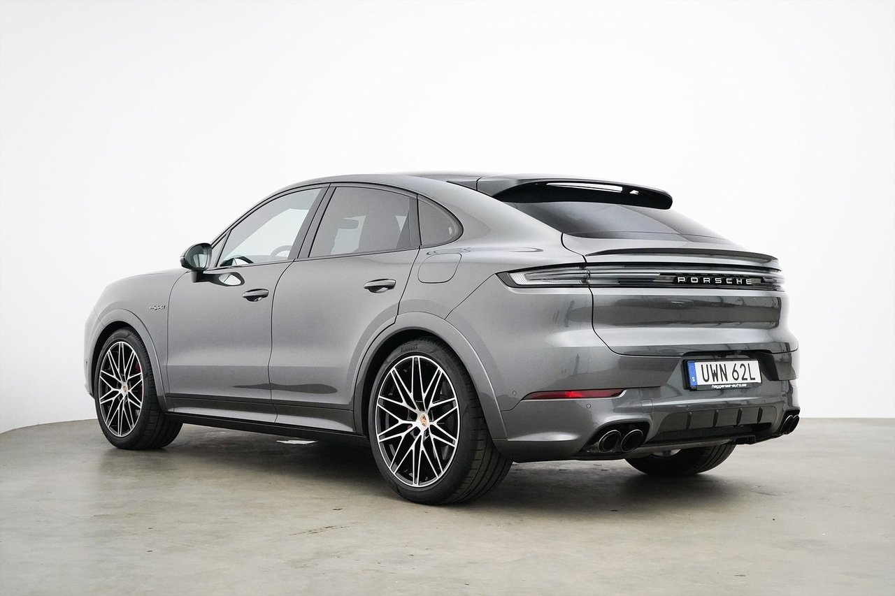 Porsche Cayenne 2025, photo 4/10
