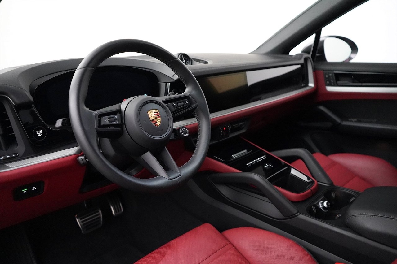 Porsche Cayenne 2025, photo 5/10